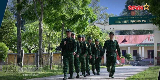 Cùng nông dân biên giới bán hàng