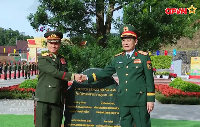 Tiếp nối tình đoàn kết đặc biệt Việt - Lào