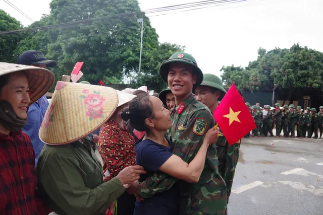 Giữ vững thế trận lòng dân