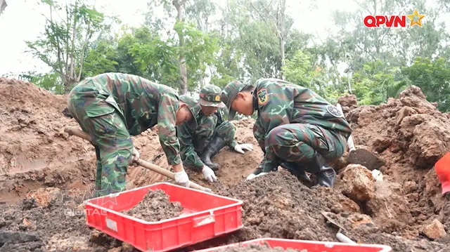 Gần 500 hài cốt liệt sĩ được tìm thấy tại Công viên lê Thị Riêng