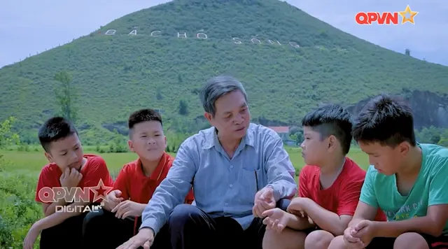 Bác Hồ sống mãi