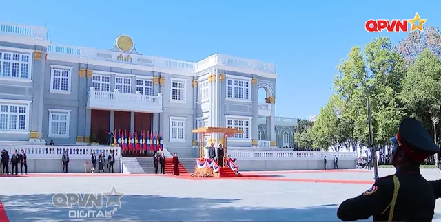 Vươn xa Việt Nam - Số 225 - TA - Dấu ấn Việt trên đất Triệu Voi