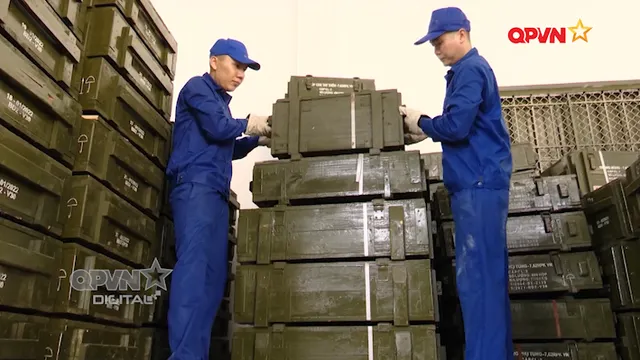 Lăng kính giao thông quân sự - Số 99: Đảm bảo an toàn trong vận chuyển đạn