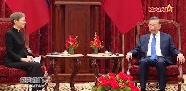 Bản tin tiếng Anh 15h ngày 19/10/2026