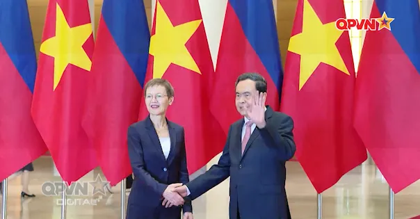 Bản tin tiếng Anh 15h ngày 20/10/2026