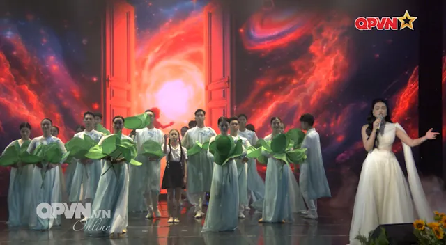 Theo ánh bình minh