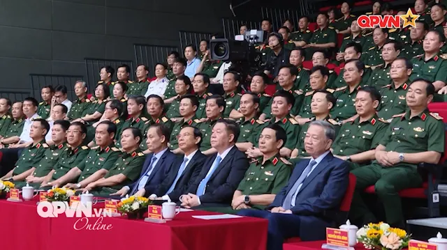 Giao Lưu - Sự kiện: Khắc ghi lời Bác - Vang nhịp quân hành