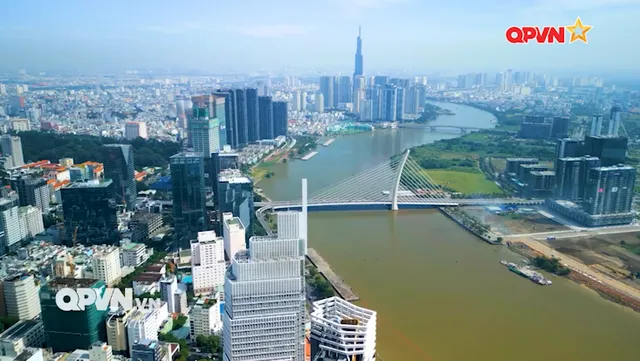 Tinh gọn bộ máy: không thể nhìn bằng "con mắt cũ kỹ"