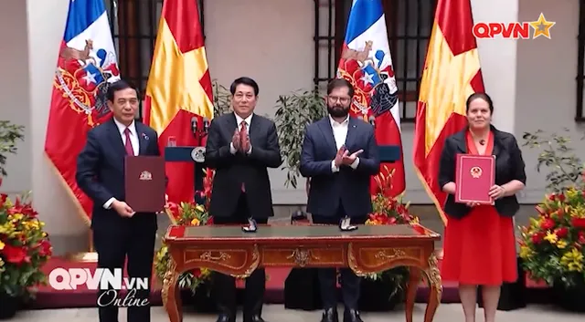 Việt Nam cất cánh