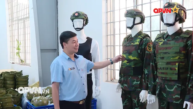 Áo giáp chống đạn đa năng